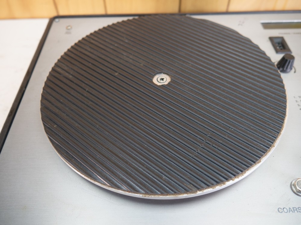 HITECH HI 900 ELECTRONIC REFRIGERANT CHARGING METER