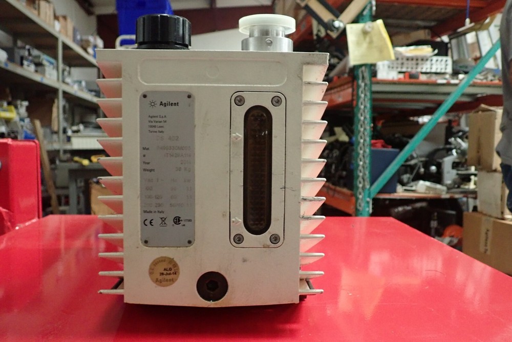 Agilent Technologies / Varian DS-402 Rotary Vane Vacuum Pump