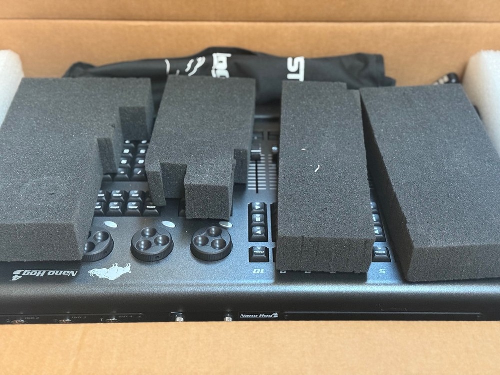 High End Systems Nano Hog 4 Console HogPC USB Widgit 4 Universe DMX Control