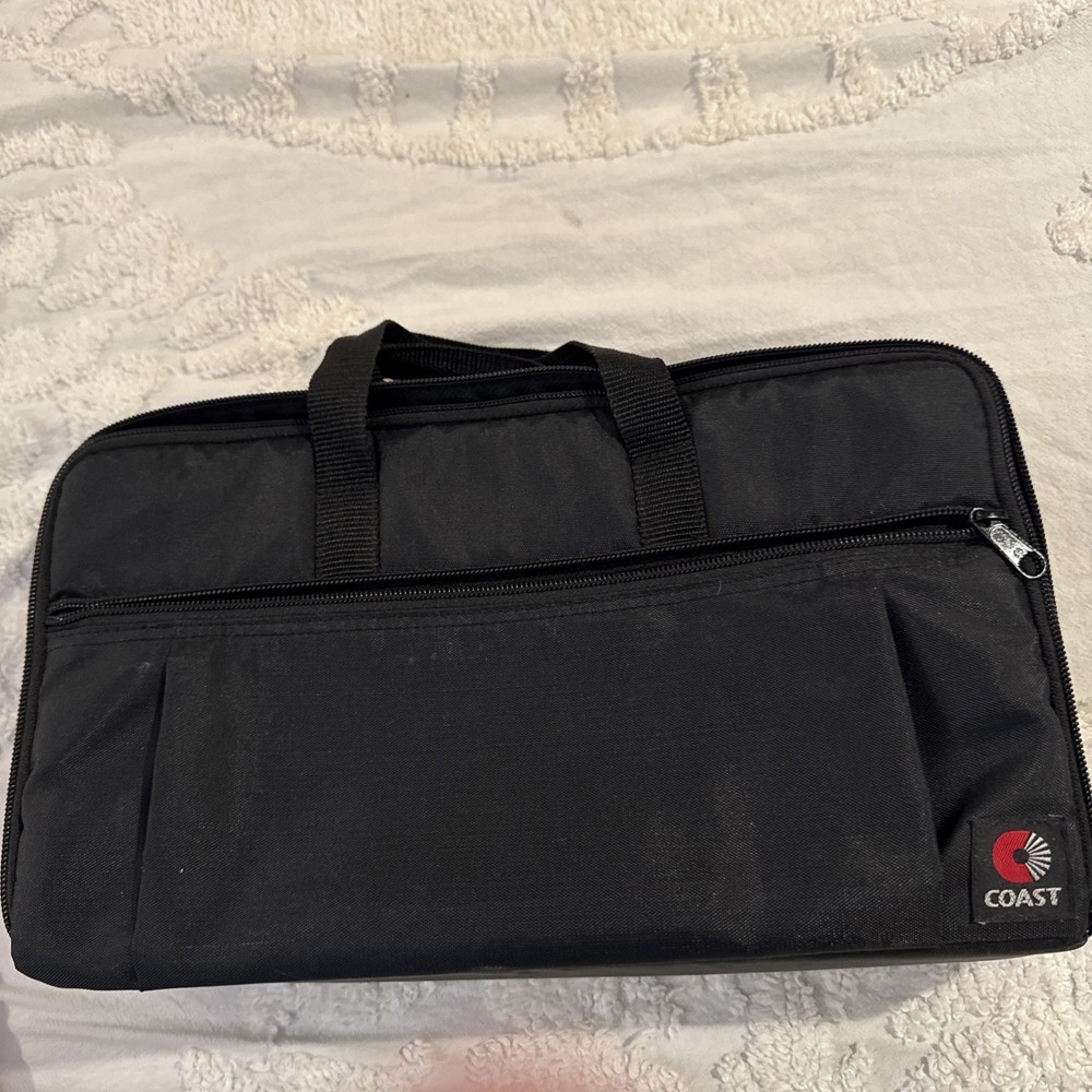 Coast 30- Cassette Carrying Case Black Zippered EUC