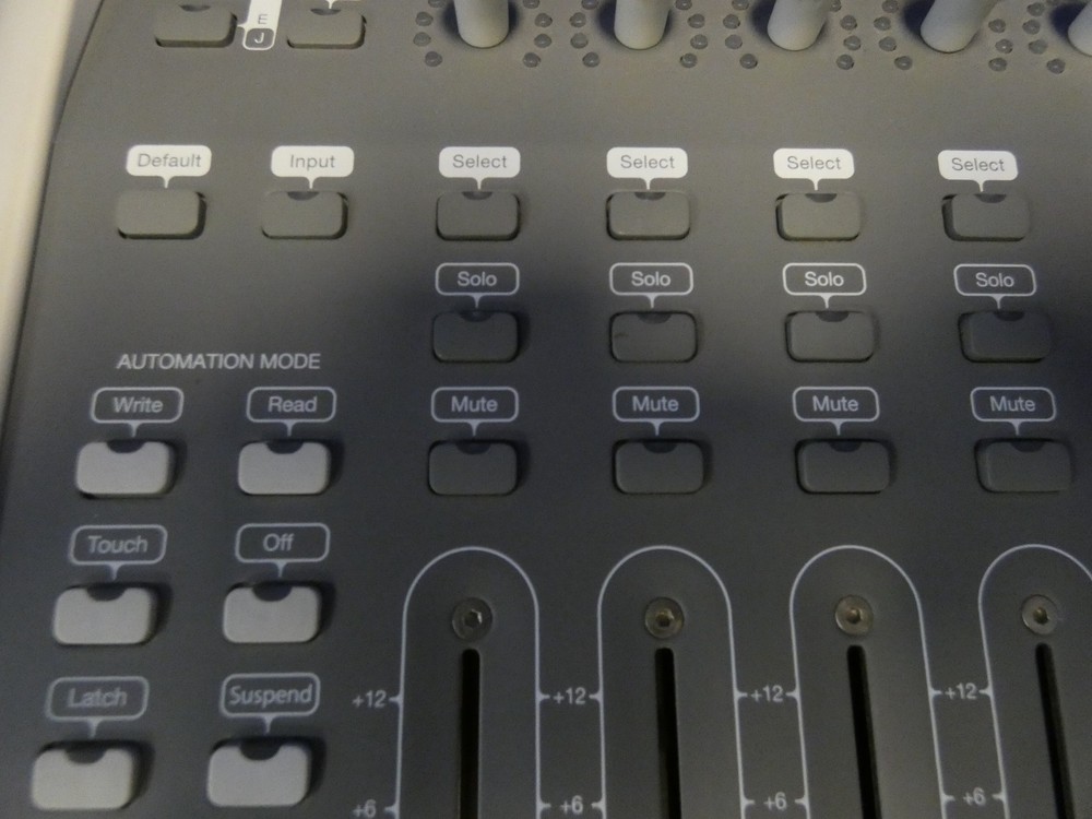 Digidesign 003 (Part # 9100-38030-00) Firewire Audio Interface & Control Surface