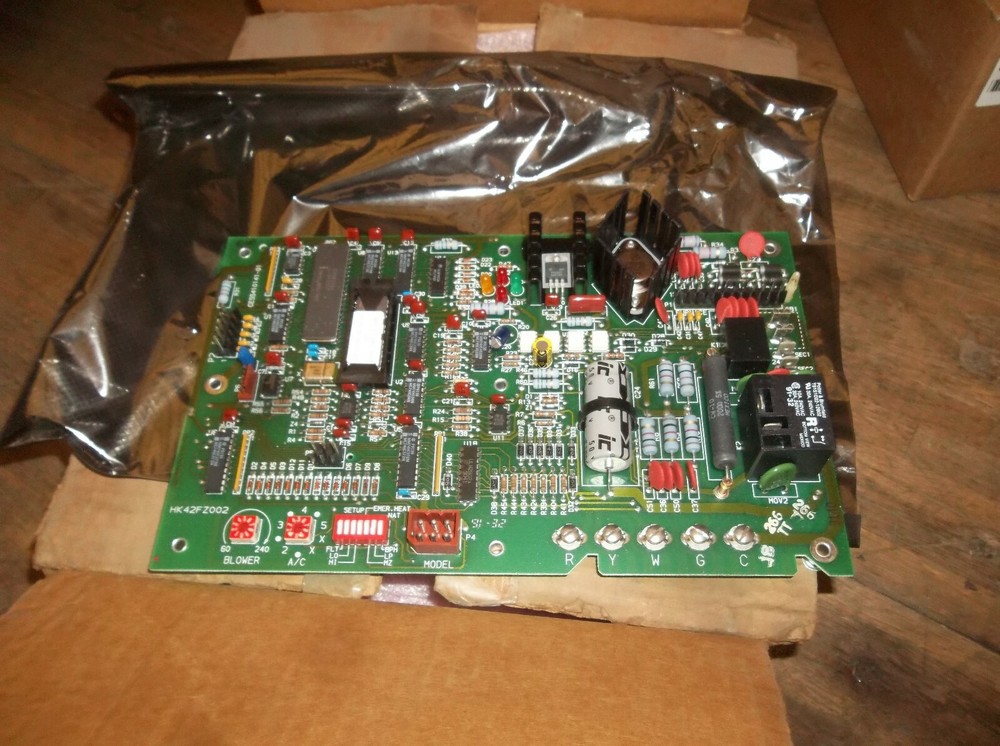Carrier Control  Board CEPP110141 HK42FZ002