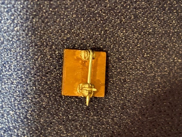 Vintage Piels Beer Service Workers Pin Pinback