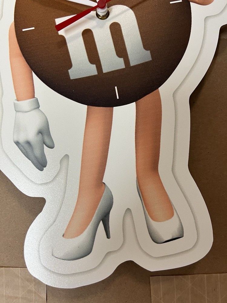 M&M's Vintage - Wall Clock