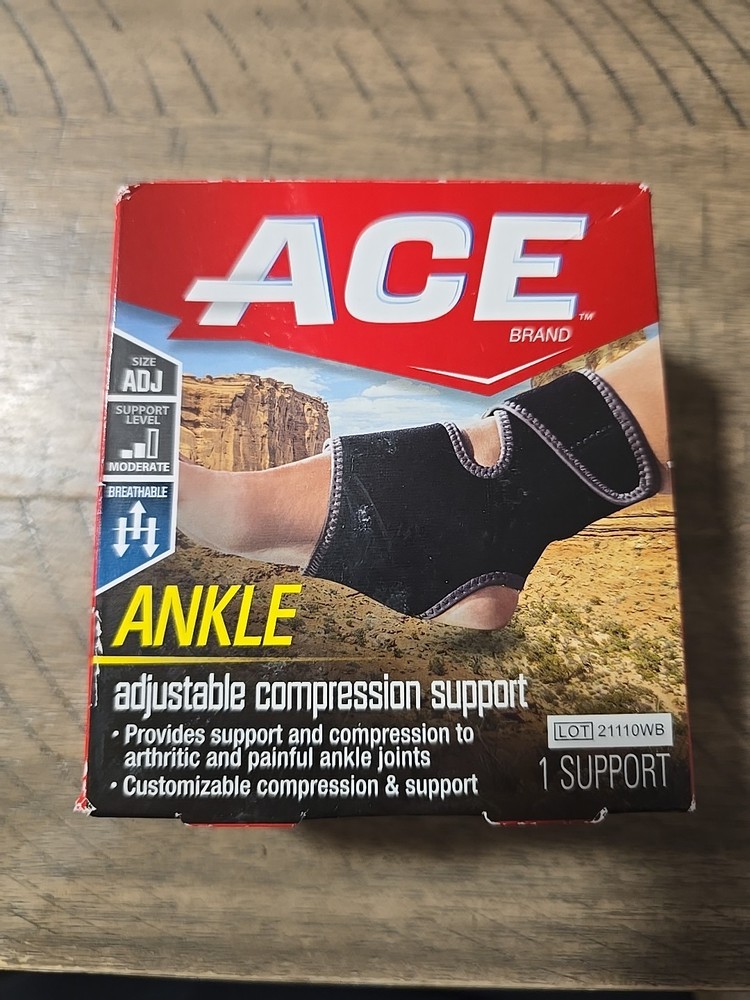3M ACE Neoprene Adjustable Ankle Support (207248)