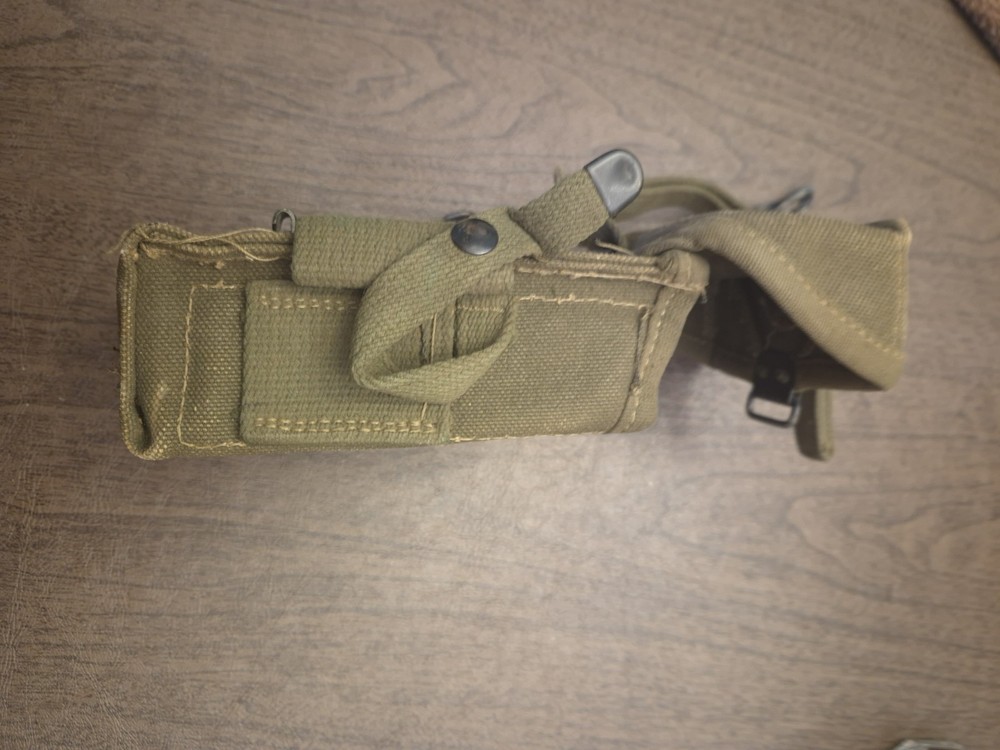 Authentic USGI M-56 Small Arms Ammunition Universal Webbed Pouch