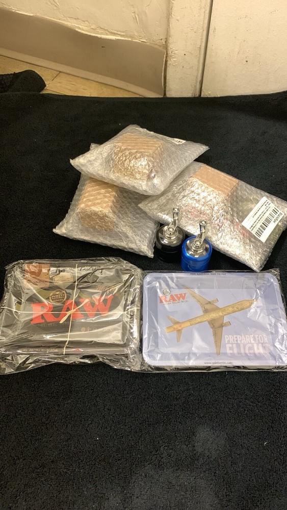 RAW Rolling Trays + Grinder