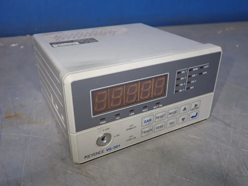 KEYENCE SENSOR AMPLIFIER VG-301