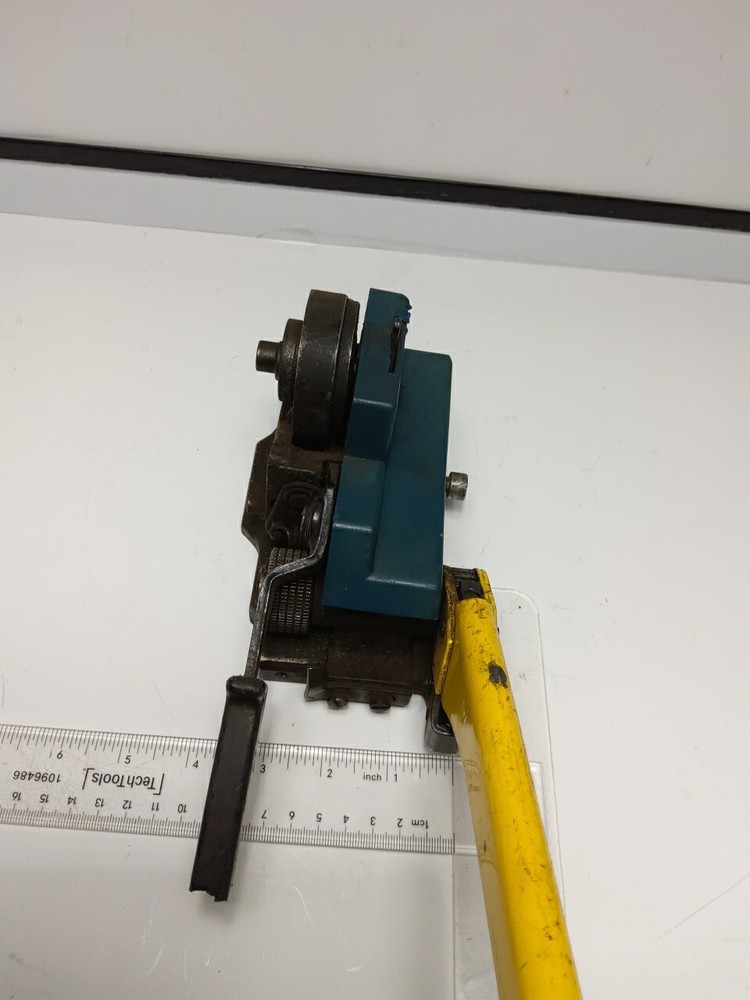 GENERICA STRAPPING TOOL (USED)