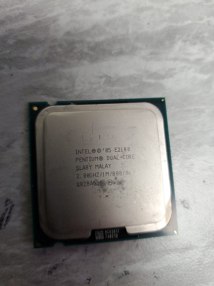 Intel E2100 1.6ghz Dual-Core Processor free ship
