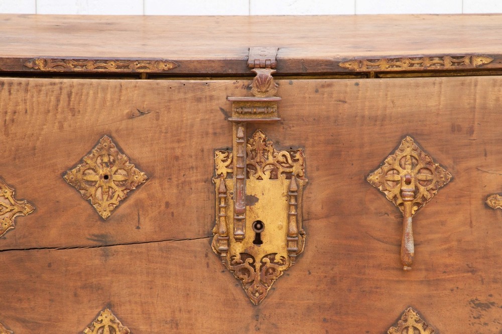 Large 18th Century Spanish Bargueño Chest