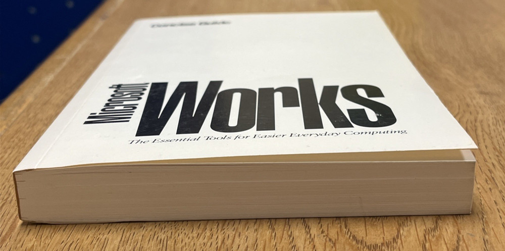 Vintage Microsoft Works Concise Guide ~ Version 3.0 For Windows 3.1 Paperback