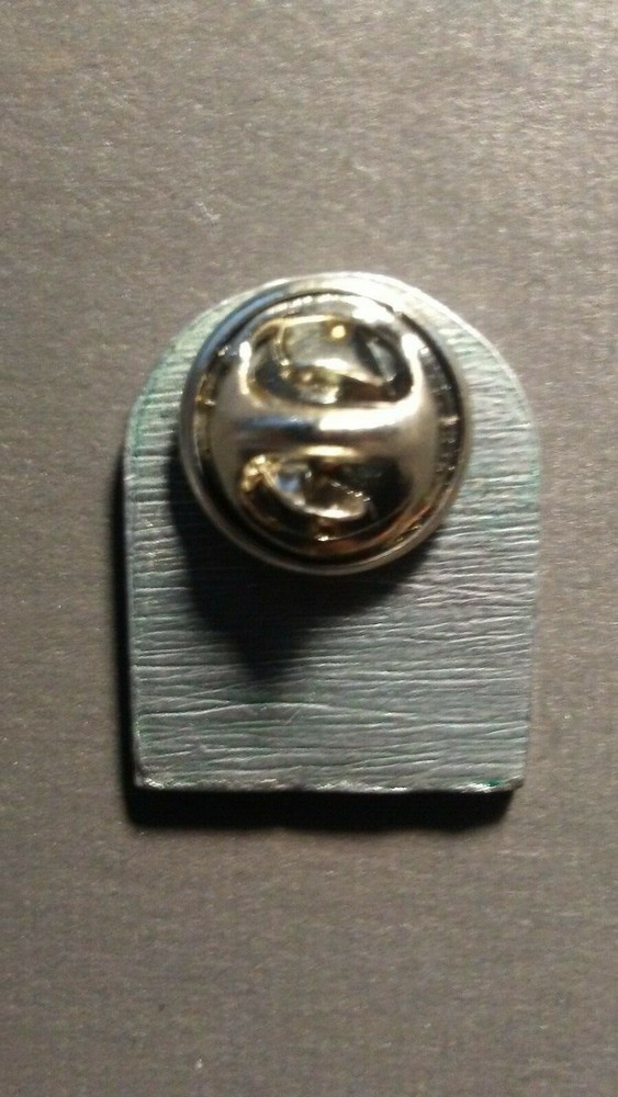 NJEE PINBACK! CC802UXX