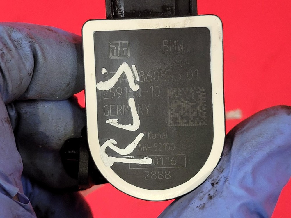 2016 BMW S1000R LEVEL SENSOR