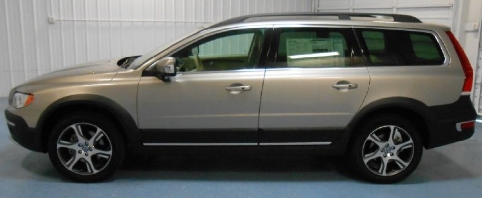 Volvo 484 Seashell Metallic Basecoat with Reducer Quart (Basecoat Only)