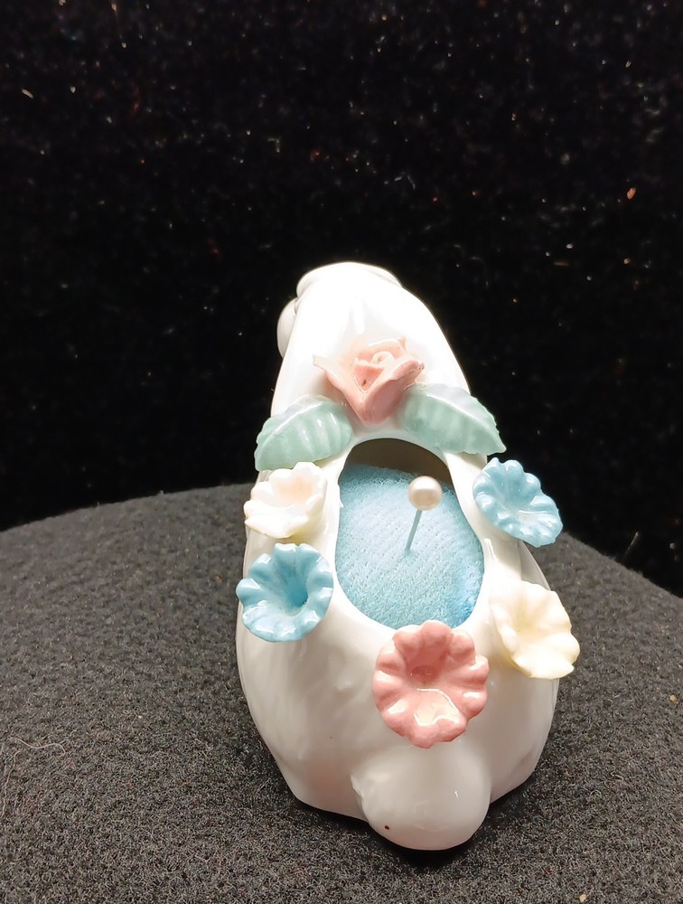 vtg pin cushion rabbit