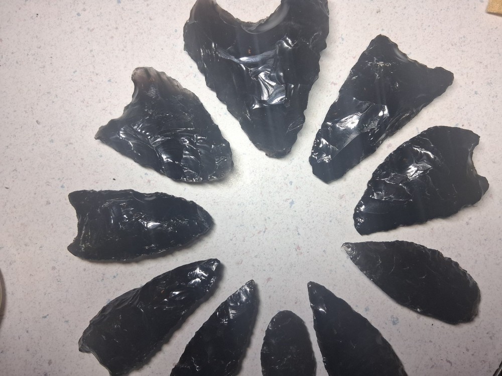 10 Arrowhead Piece Set Modern