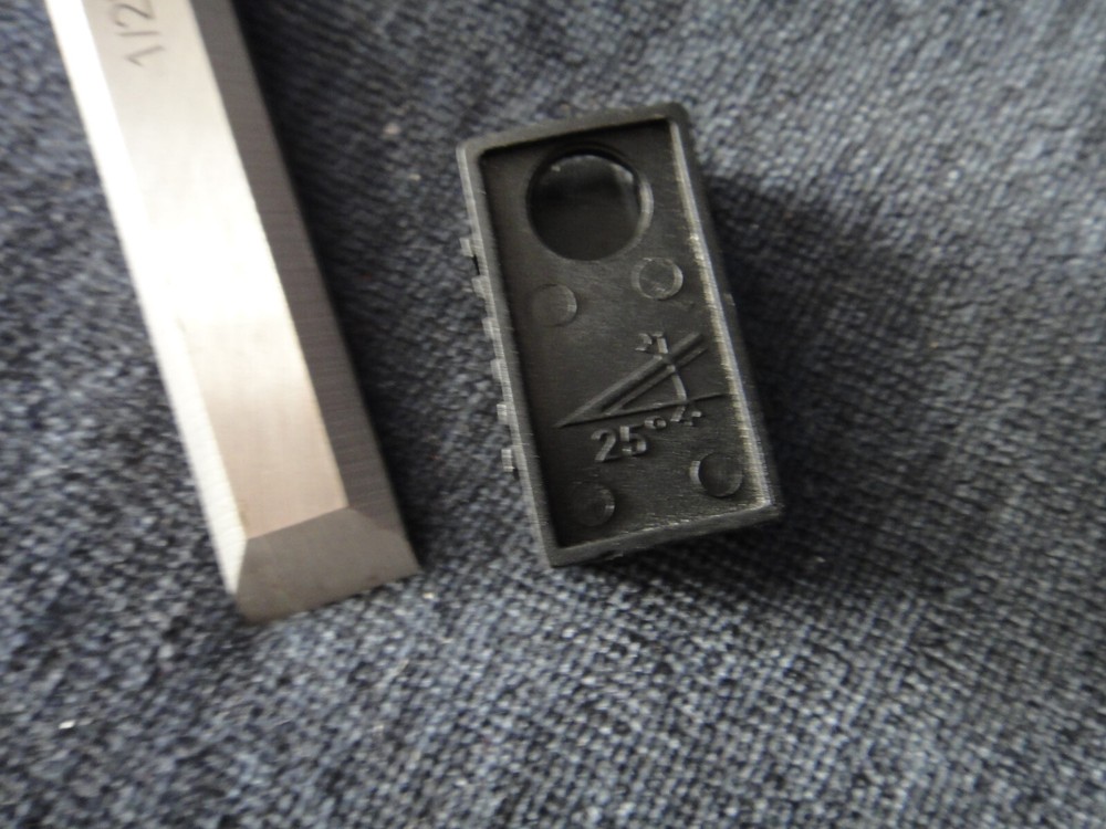 Wood Chisel 1/2" Bevel Edge