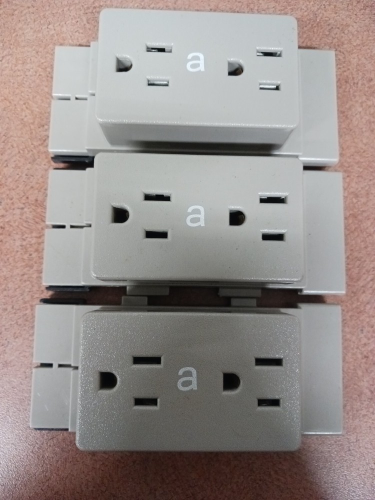 3X - HERMAN MILLER E-Space Receptacles, E1311.A, E1311.B, E1311.C, E1311.D GRAY