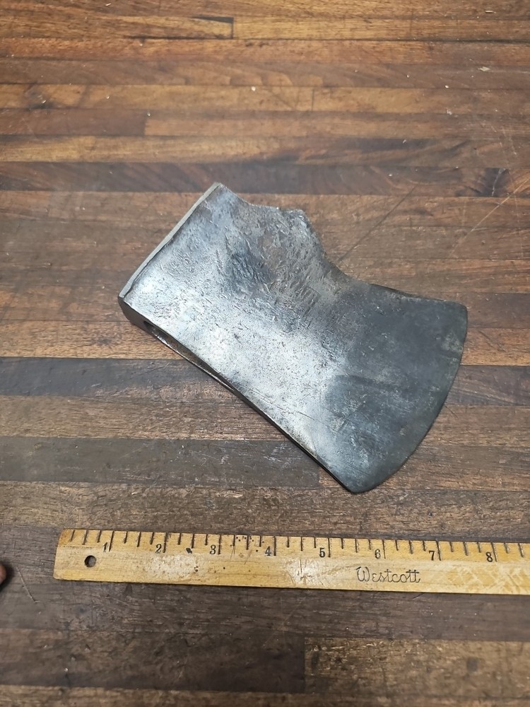 E42- Early Antique jersey pattern axe head 3 lb