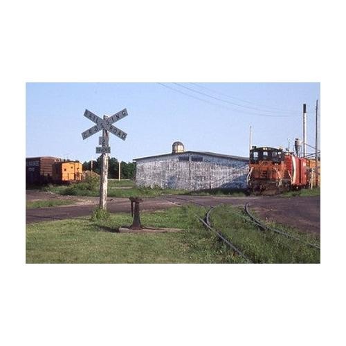 N Scale - Milwaukee Road Crossbucks - 2 Pack