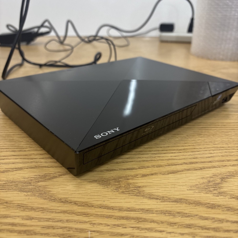 Sony BDP-BX320 Blu-Ray Disc Player DVD Player w/ Remote ***Tested