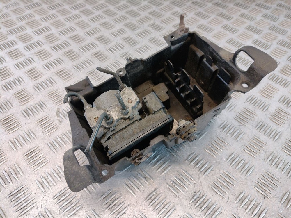 2014 HONDA CBR650F  ABS PUMP