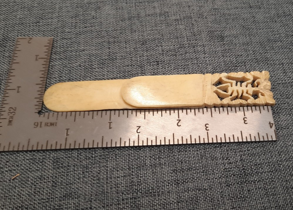 Vintage Carved Bone Bookmark Page Clip