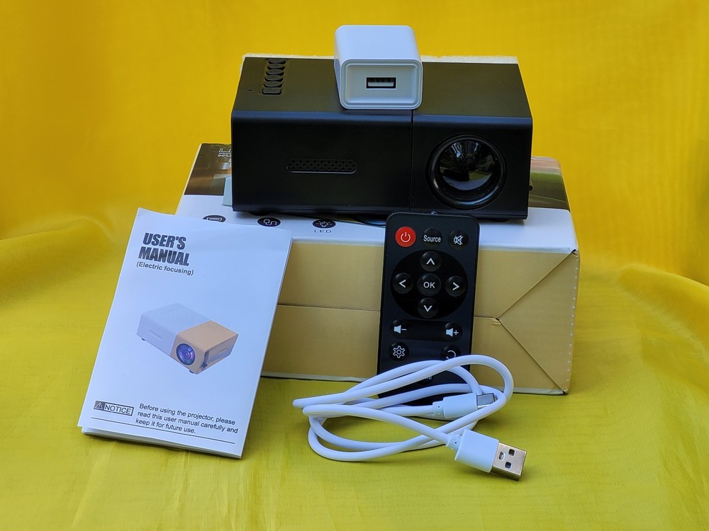 LED Projector Multimedia Home Theater USB HDMITested & Working Condition AS IS