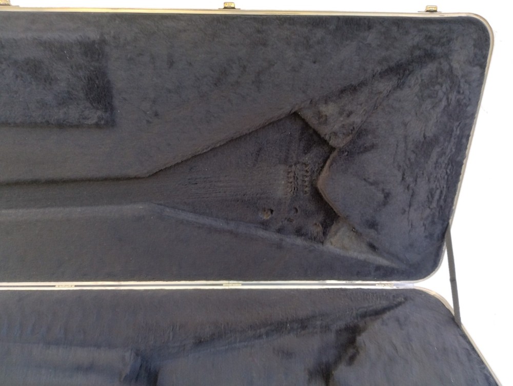 Previously Owned CHARVEL JACKSON Flying V Hardshell Guitar Case