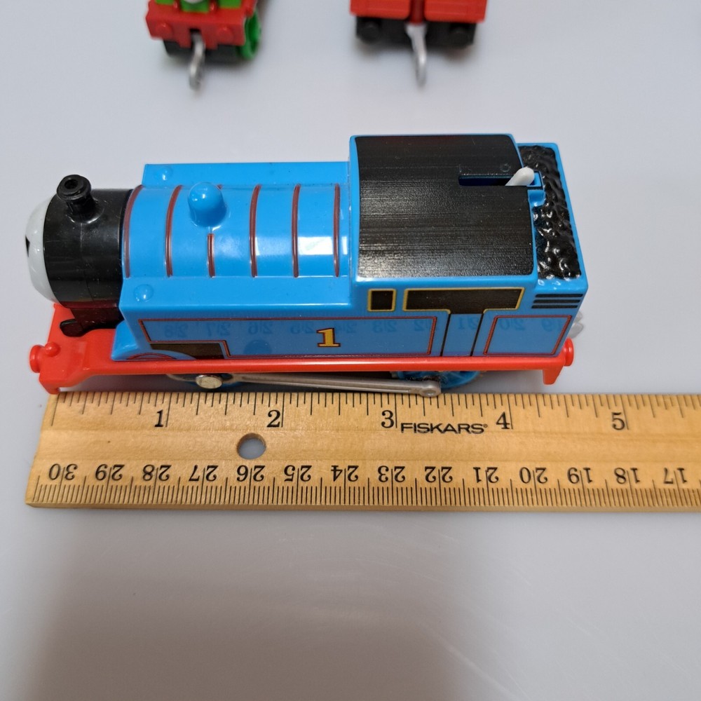 Thomas and Friends Motorized Trackmaster Thomas Preowned 2013 Mattel