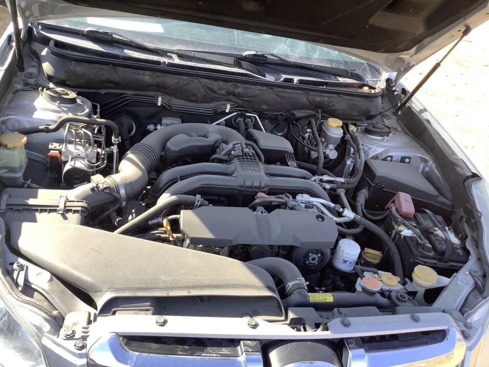 LEGACY 2013 Glove Box 4968264