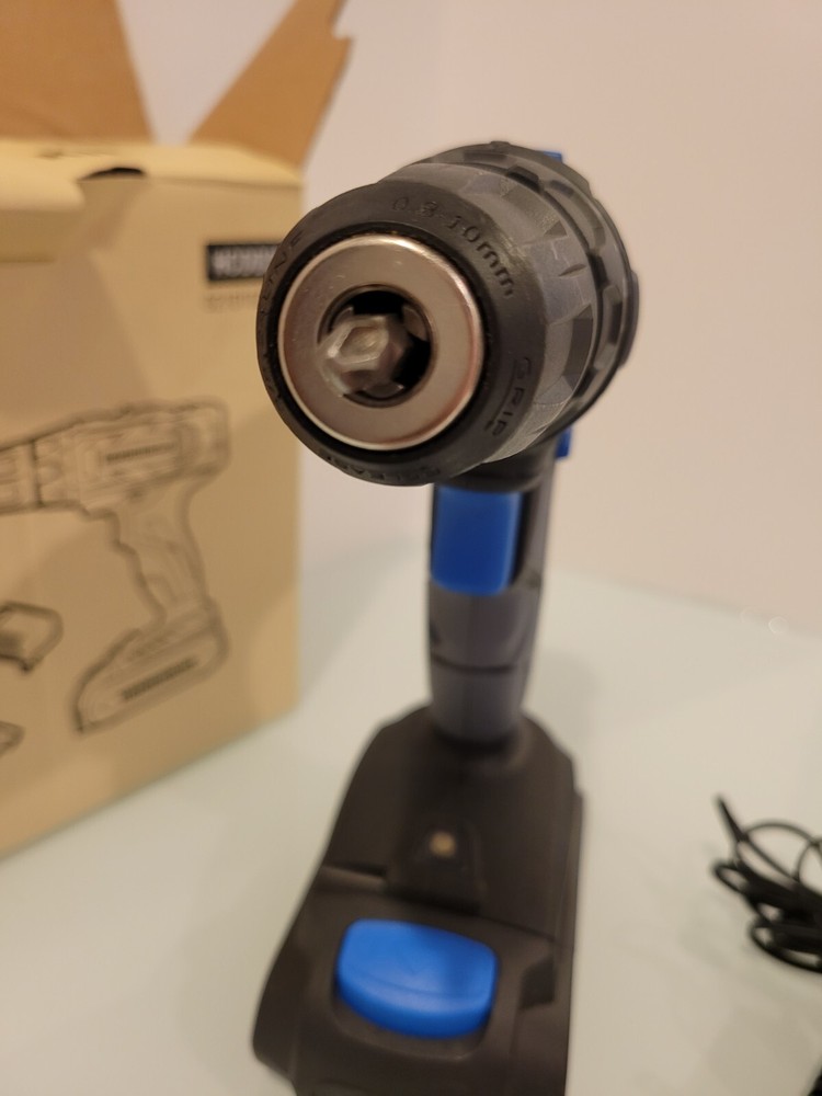 Hammerhead 20v 3/8" Drill/ Driver Kit Model:hcdd201 EUC