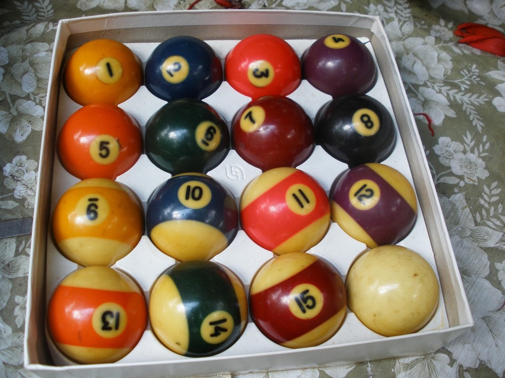 Aramith Pool Ball Set