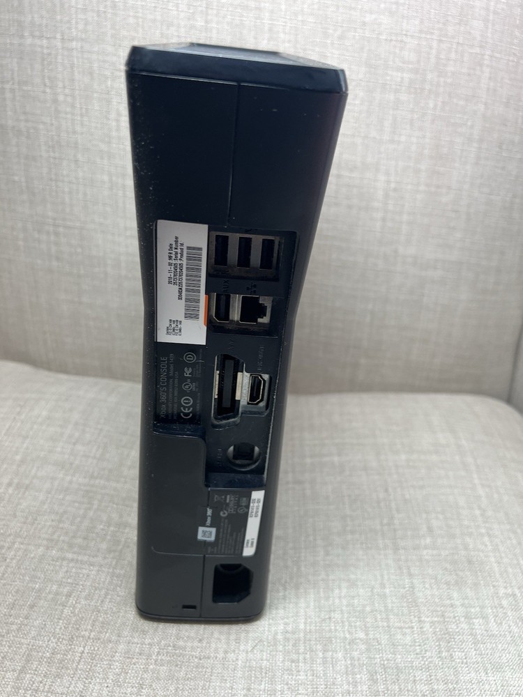 Microsoft Xbox 360 S CONSOLE ONLY