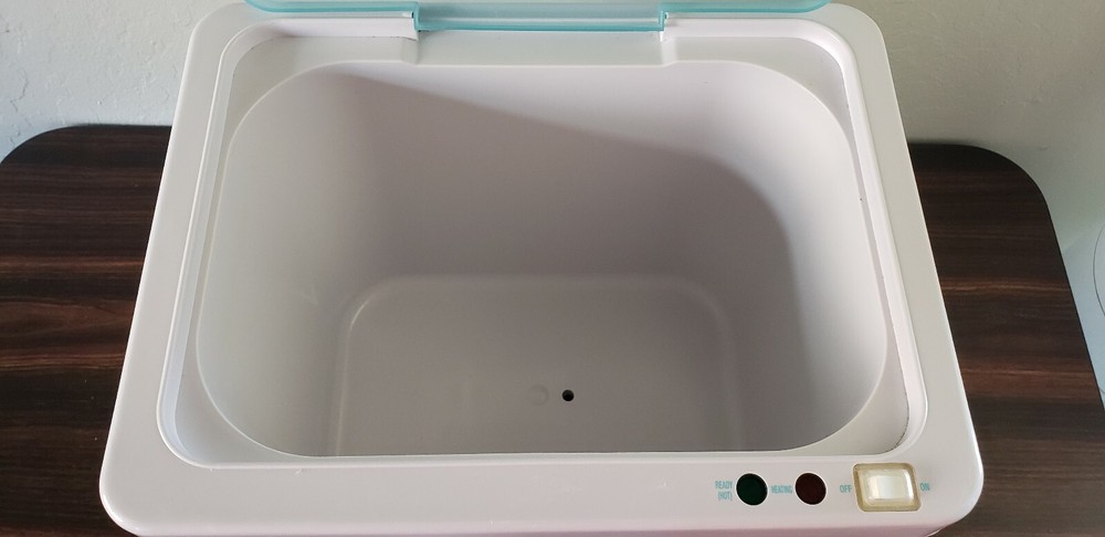 Conair ThermaLuxe Pollenex Towel Warmer