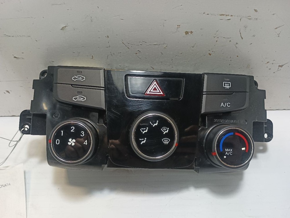 Dash Temperature Control from 2014 Hyundai Sonata 12537645
