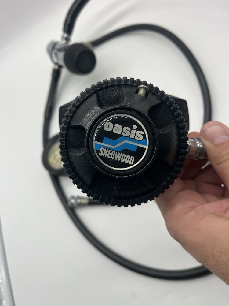 Sherwood Scuba OASIS Regulator Set Untested