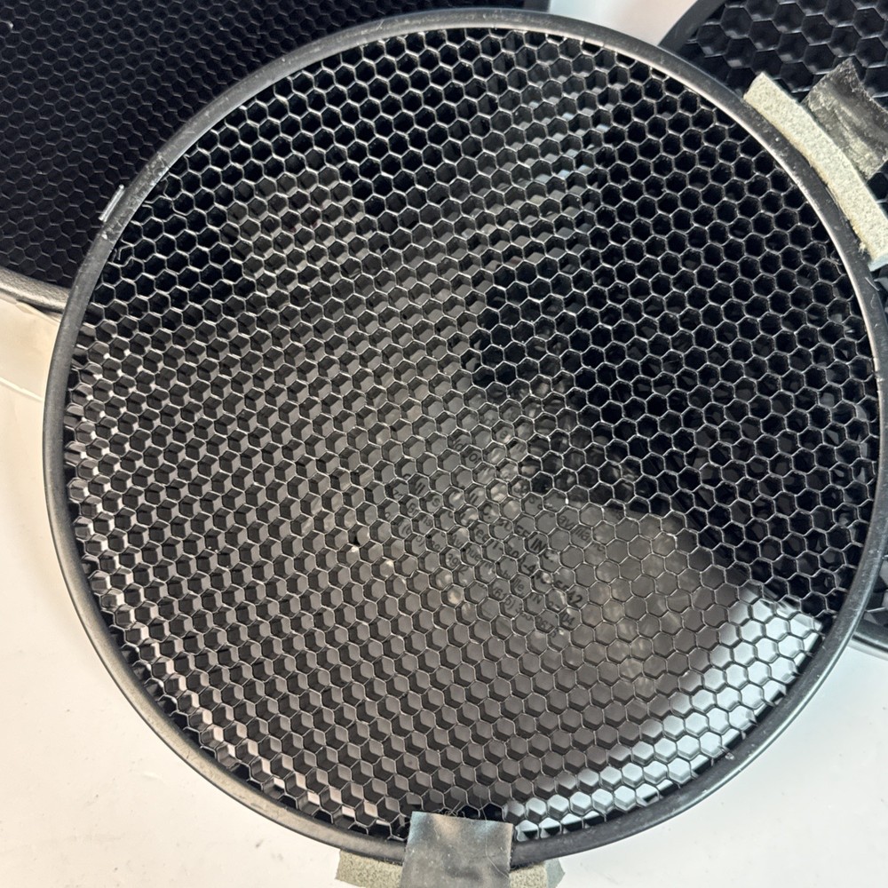 3. 6.5 Inch Light Grids For Flash Head (4)