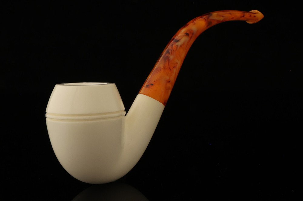 Rhodesian Block Meerschaum Pipe with fitted case 14438