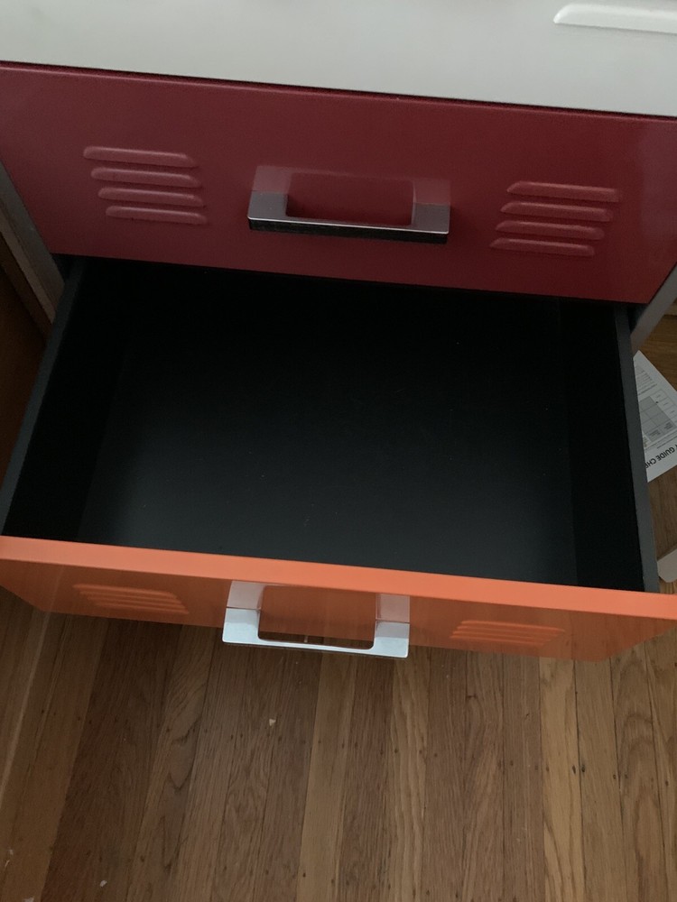 bedroom furniture set used