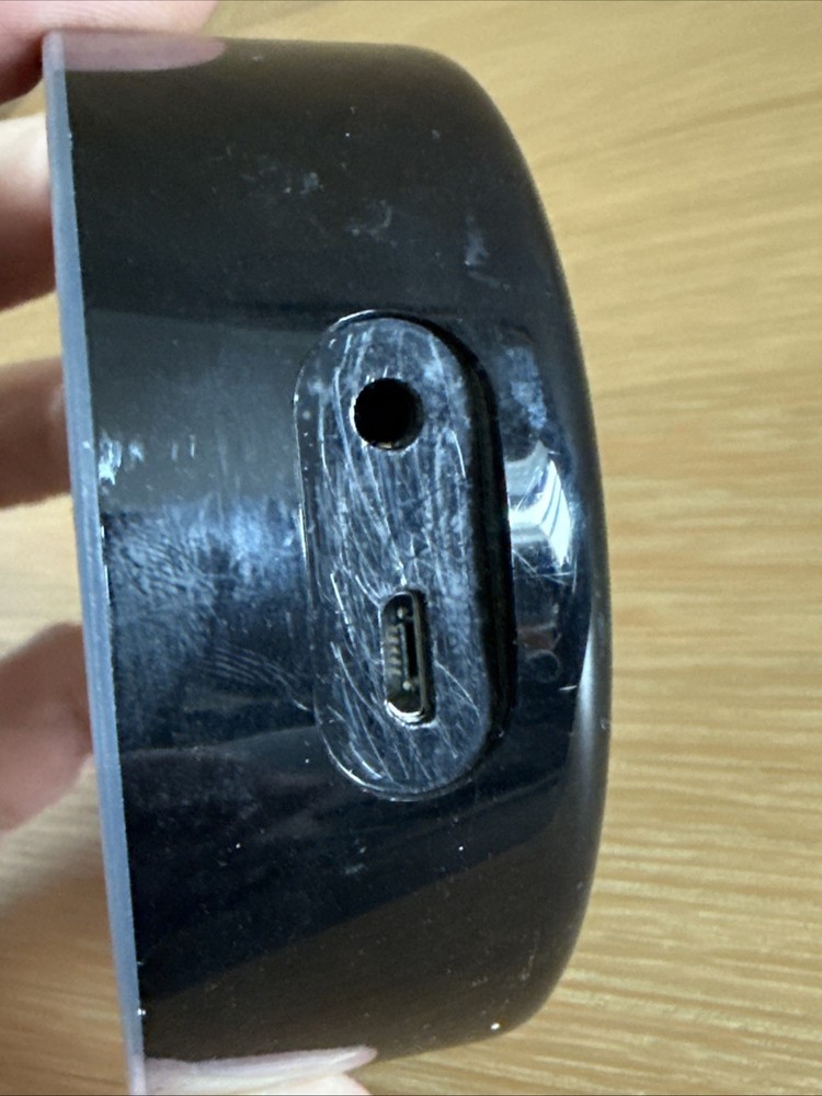 Amazon Echo Dot 2nd Generation Smart Speaker - Black (RS03QR) Untested