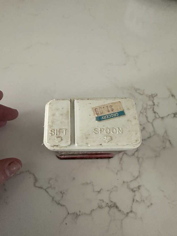 Vintage Ground Thyme Red Spice Can