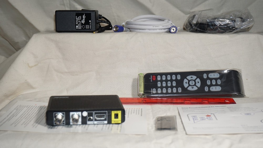 Technicolor Connected converter integrator box HD setback tuner DCI401MCS unused