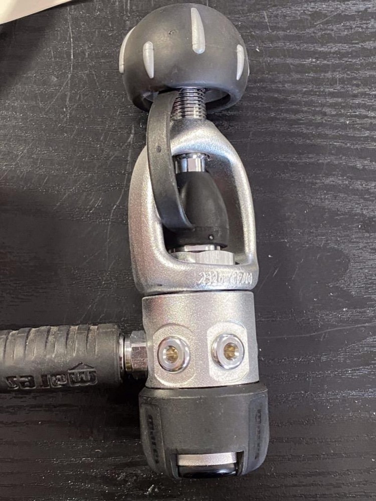 MARES ROVER R2S REGULATOR YOKE-PREOWNED.