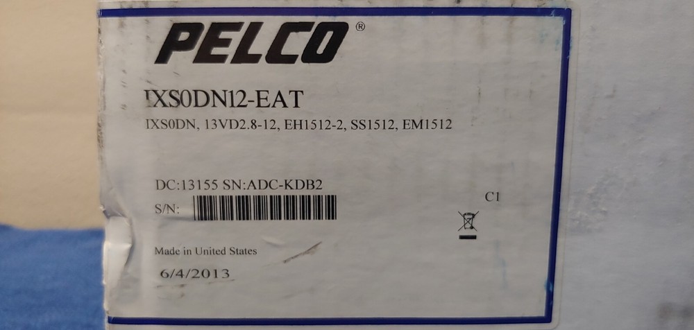 Pelco IXS0DNI2-EAT Security Camera & Enclosure