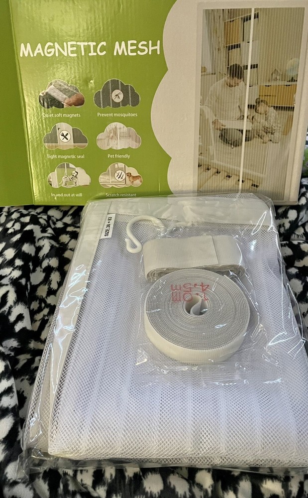 White Magnetic Mesh Screen Door, Safe For Pets