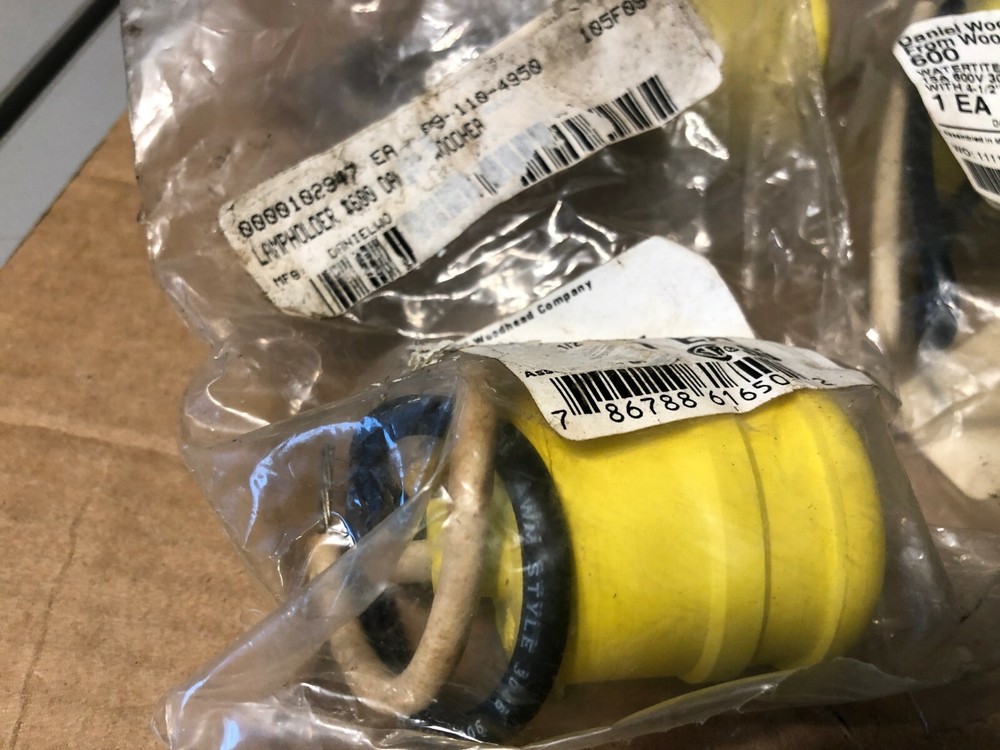 Daniel Woodhead, Watertite Pigtail Socket, #600