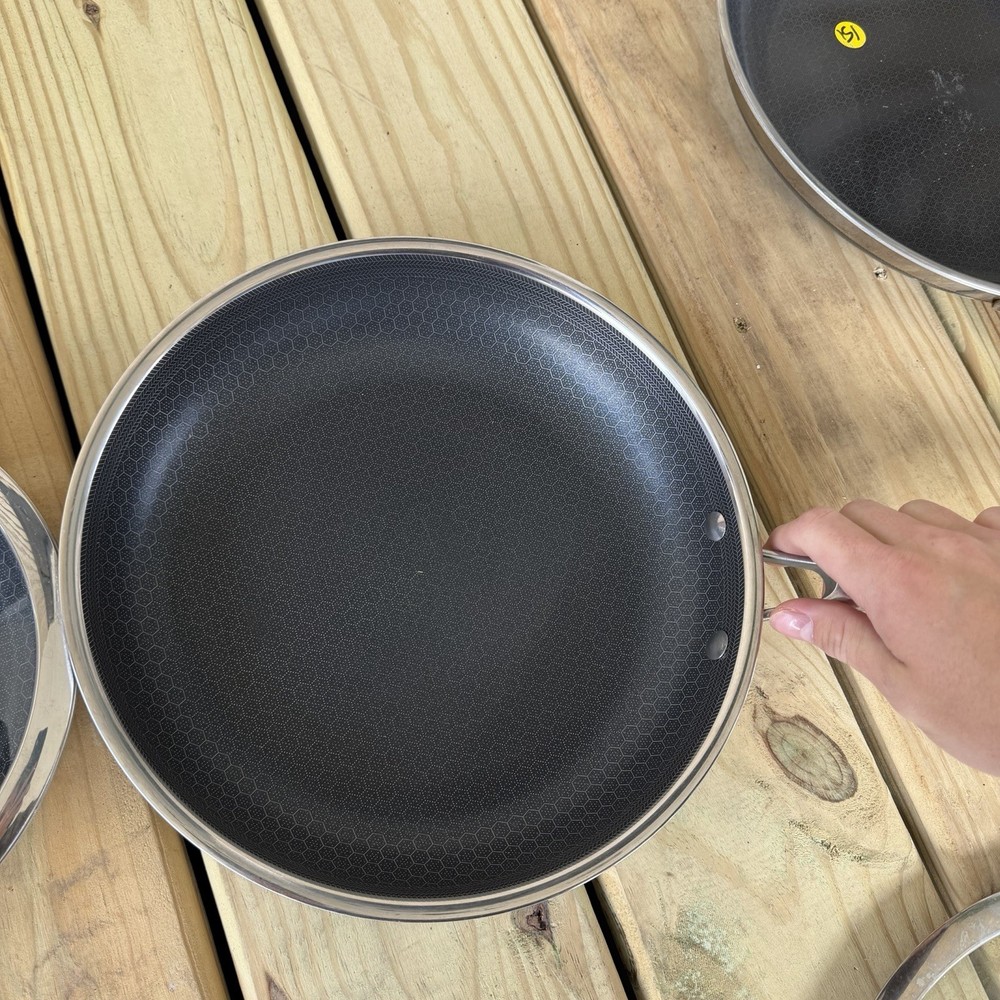 Hexclad Hybrid Cookware 8 Piece Set Preowned Great Condition