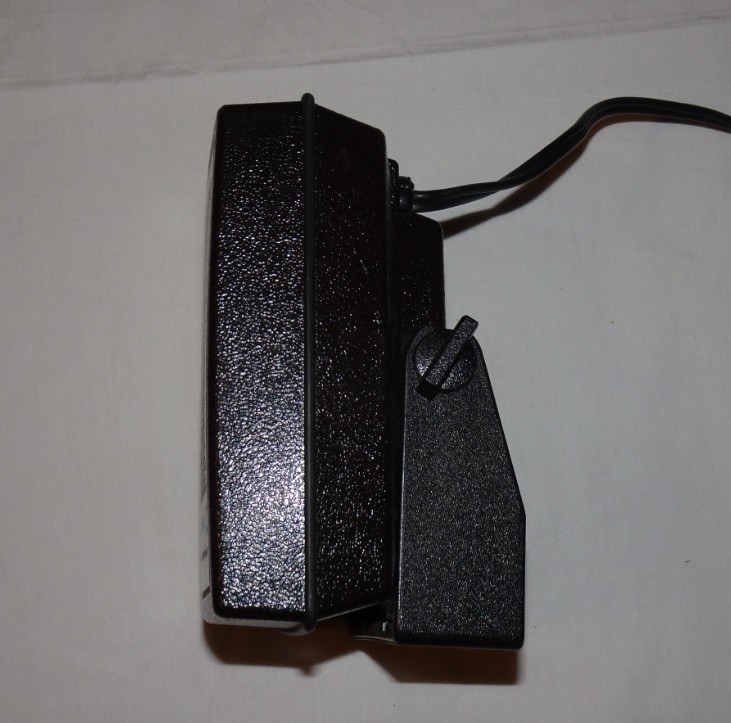 Motorola HSN4018B External Speaker With Bracket - for CB, Ham, Scanner- Tested
